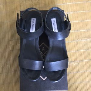 Steve Madden Platform Sandals